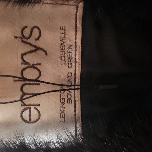 Embry's small long black mink coat - Picture 5 of 15